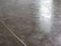 Топпинговый пол на бетоне